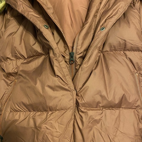 Super cute! Fall/Winter NORTH FACE puffer/bomber coat - Picture 9 of 9